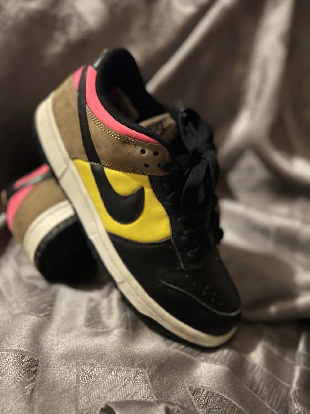 Nike Dunk Low Black Walnut Ozone Pink Yellow Women’s Size 8 Vintage 2007